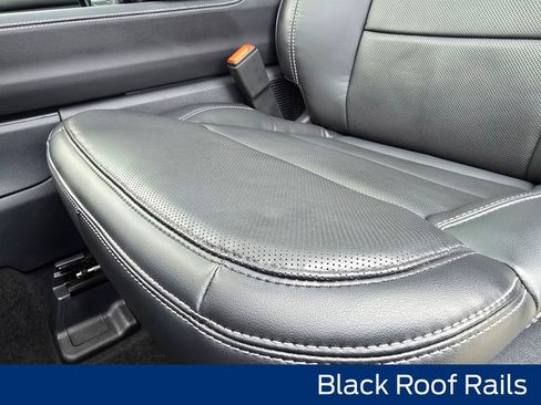 New 2025 Ford Expedition Platinum w/ Stealth Appearance Package image 27