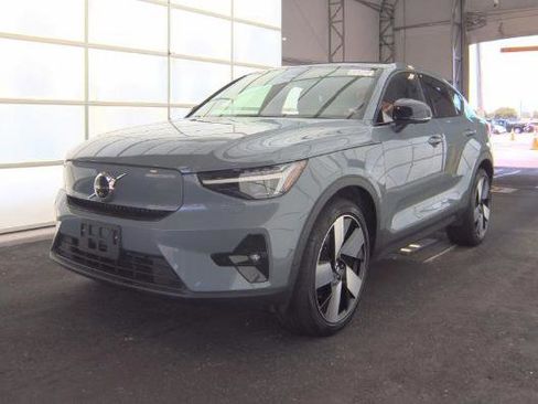 Used 2023 Volvo C40 P8 Recharge Ultimate AWD/4WD image 1