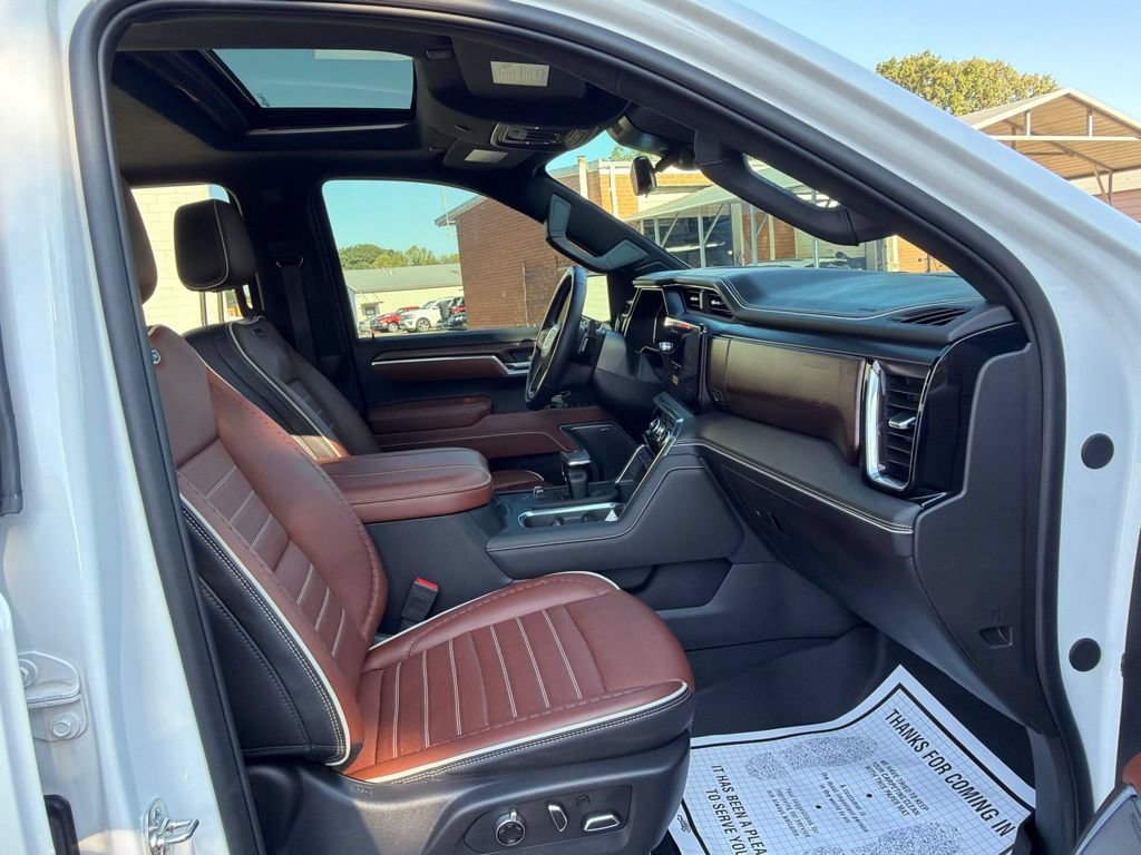 Used 2025 GMC Sierra 1500 Denali Ultimate AWD/4WD image 12