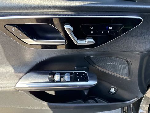 Used 2023 Mercedes-Benz C 300 Sedan image 17