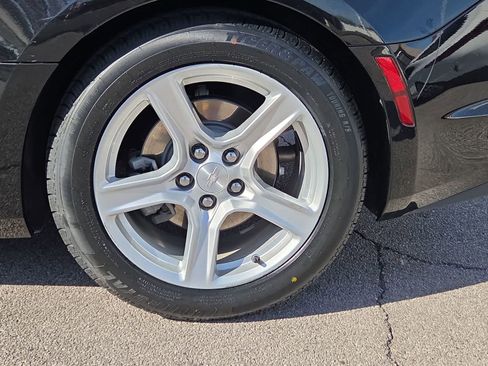 Used 2023 Chevrolet Camaro LT image 14