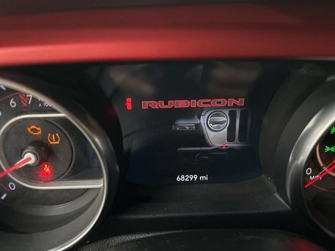 Used 2019 Jeep Wrangler Rubicon AWD/4WD image 12
