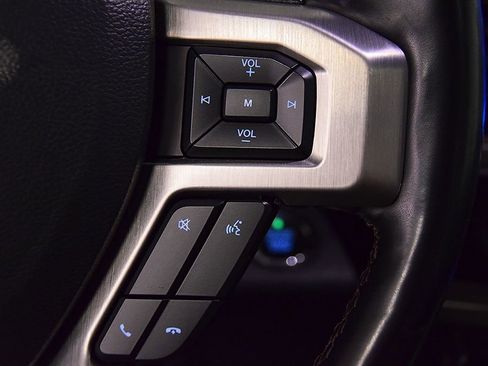 Used 2022 Ford F250 Platinum AWD/4WD image 22