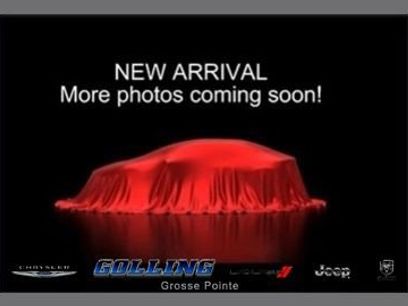 Used 2019 Chrysler Pacifica Limited w/ Tire & Wheel Group