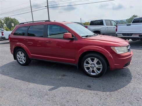 Used 2010 Dodge Journey SXT w/ Rear Seat Video Group FWD image 7