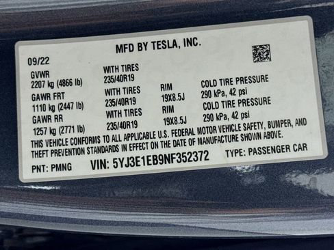 Used 2022 Tesla Model 3 Long Range AWD/4WD image 23