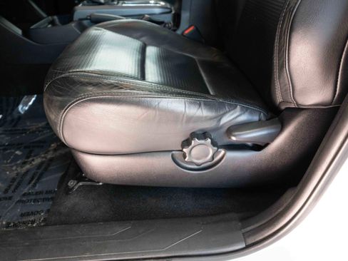 Used 2019 Toyota Tacoma TRD Off-Road image 12