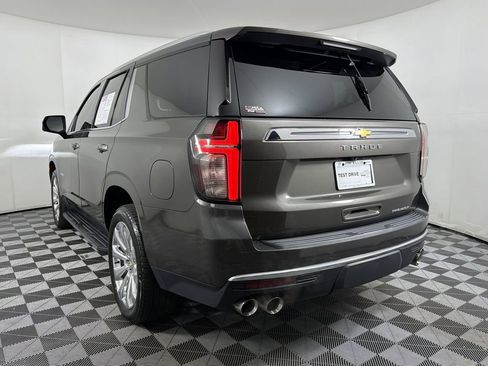 Used 2021 Chevrolet Tahoe Premier w/ Premium Package image 4