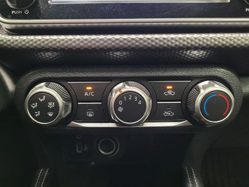 Used 2019 Nissan Kicks S FWD image 26