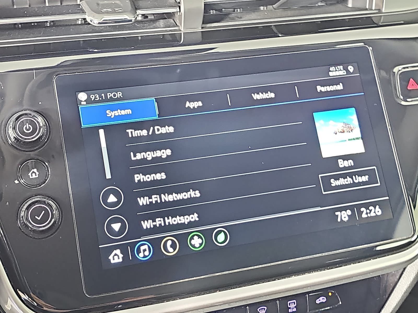 Used 2023 Chevrolet Bolt EUV LT w/ Convenience Package FWD image 17