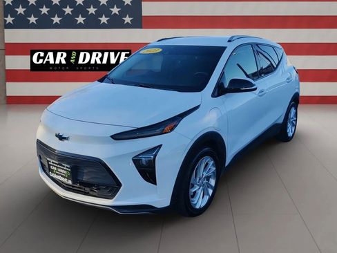 Used 2023 Chevrolet Bolt EUV LT image 1