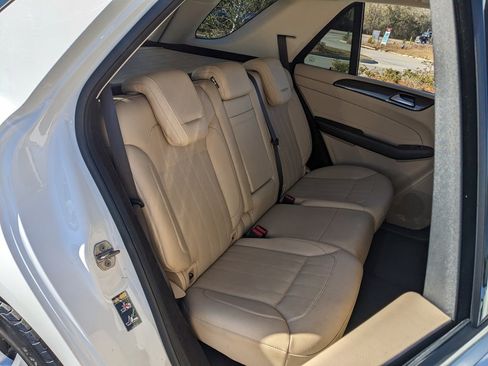 Used 2018 Mercedes-Benz GLE 350 4MATIC image 45