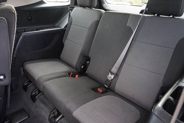Used 2020 Chevrolet Traverse LT w/ Driver Confidence II Package AWD/4WD image 21