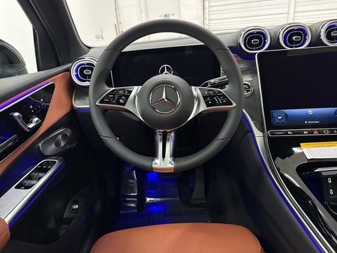 New 2026 Mercedes-Benz GLC 300 image 21