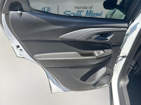 Used 2022 Chevrolet TrailBlazer LS image 24