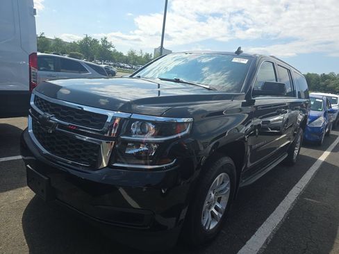 Used 2020 Chevrolet Suburban LS w/ Max Trailering Package AWD/4WD image 5