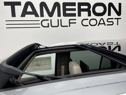 New 2026 GMC Yukon Denali w/ Denali Reserve Package AWD/4WD image 14