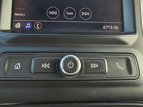 Used 2020 GMC Sierra 1500 4x4 Crew Cab w/ Convenience Package image 24