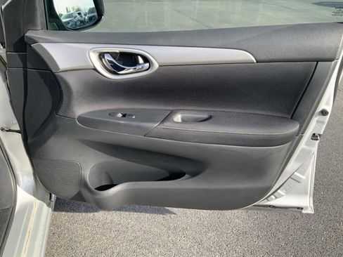 Used 2014 Nissan Sentra SV image 40