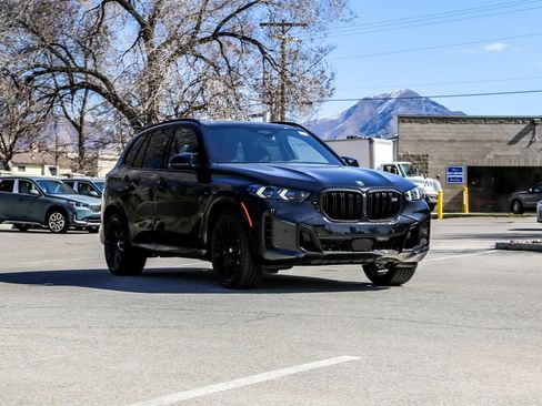 New 2026 BMW X5 M60i image 7