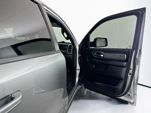 Used 2021 RAM 1500 Big Horn image 30
