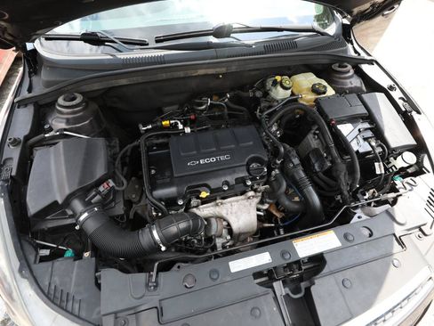Used 2014 Chevrolet Cruze LT FWD image 22