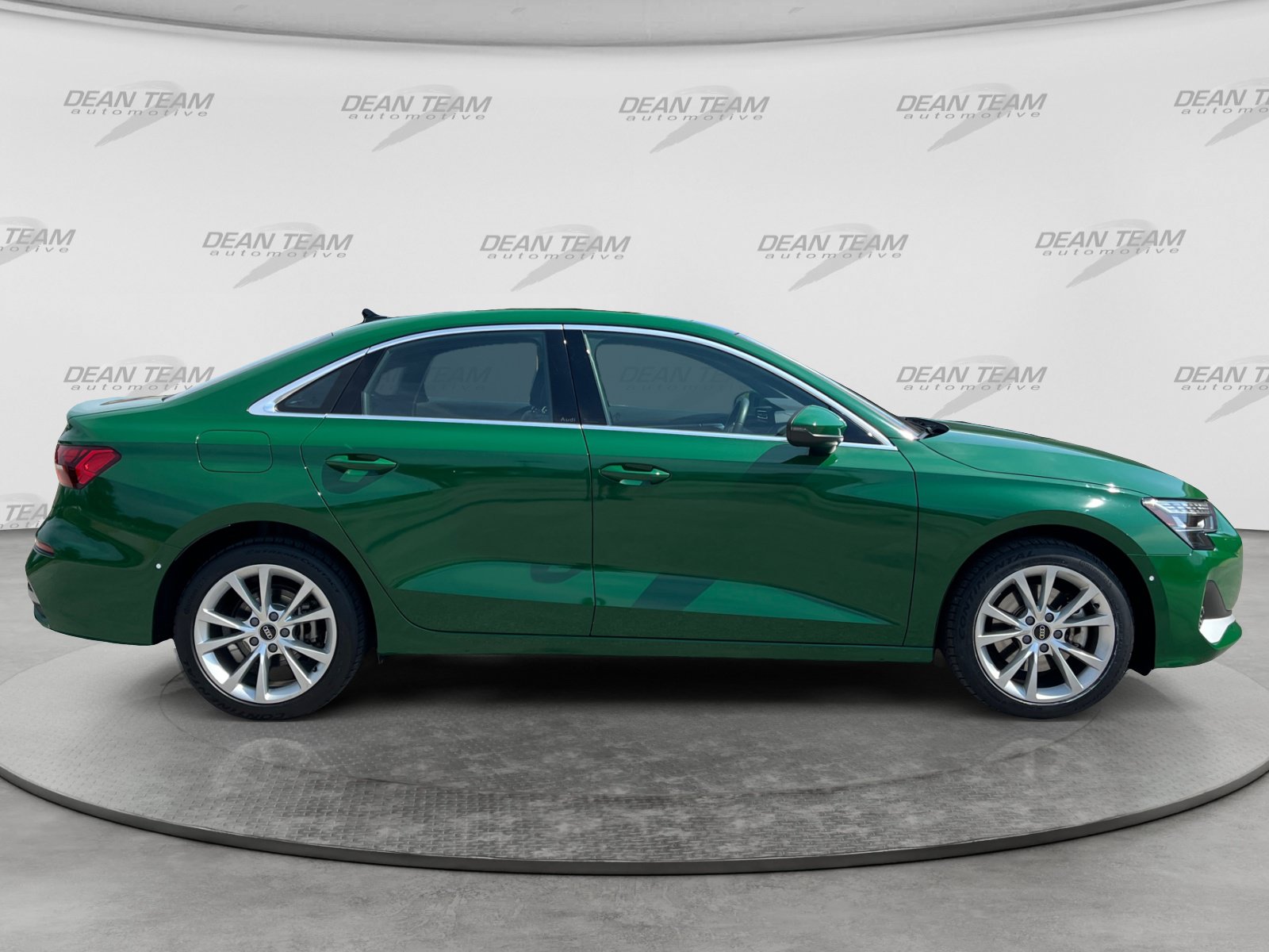 Used 2025 Audi A3 2.0T Premium w/ Convenience Package AWD/4WD image 9