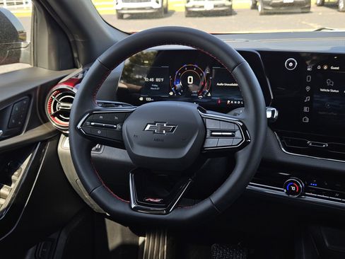 New 2026 Chevrolet Equinox RS w/ Convenience Package III FWD image 12