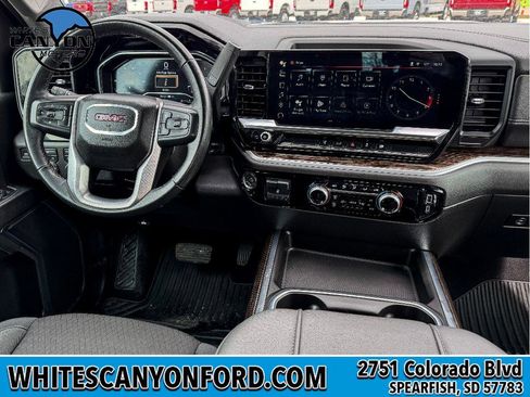 Used 2024 GMC Sierra 2500 SLE image 6