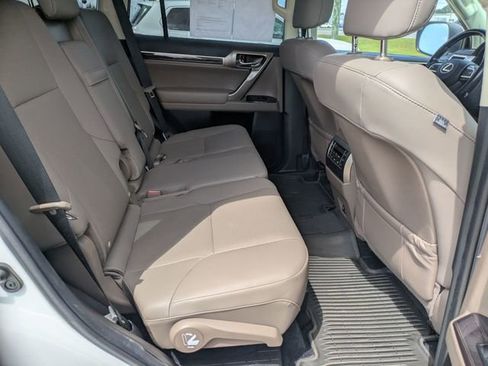 Used 2021 Lexus GX 460 Premium w/ Premium Package AWD/4WD image 26