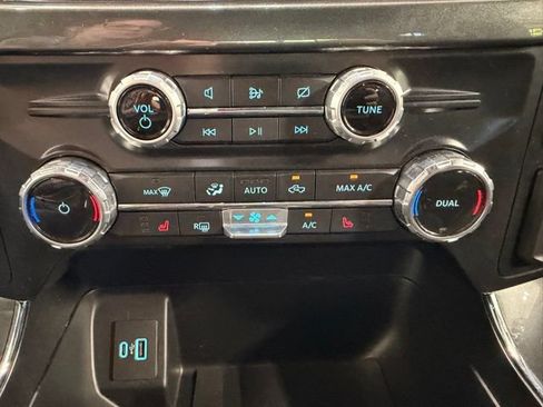 Used 2022 Ford F150 XLT w/ Equipment Group 302A High AWD/4WD image 38