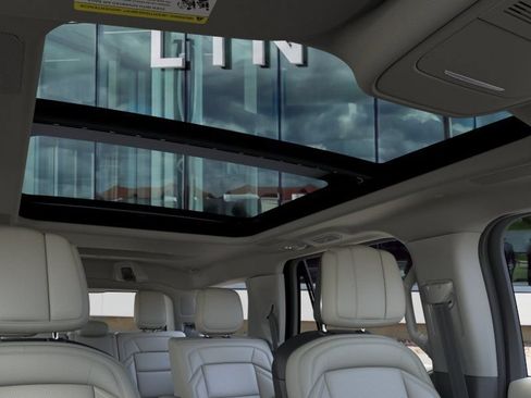New 2026 Lincoln Navigator Reserve AWD/4WD image 57