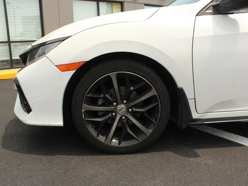 Used 2021 Honda Civic Sport image 3