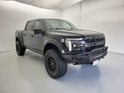 Used 2023 Ford F150 Raptor AWD/4WD image 4
