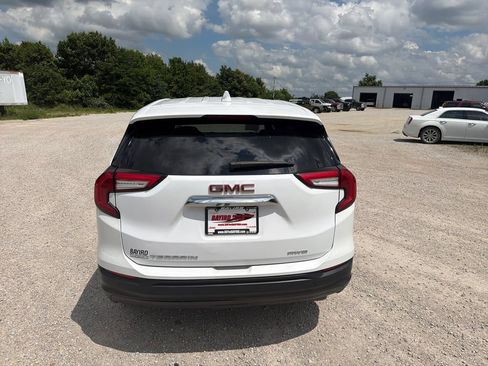 Used 2024 GMC Terrain SLE AWD/4WD image 5