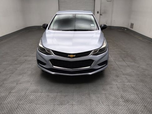 Used 2018 Chevrolet Cruze LT w/ Convenience Package FWD image 15
