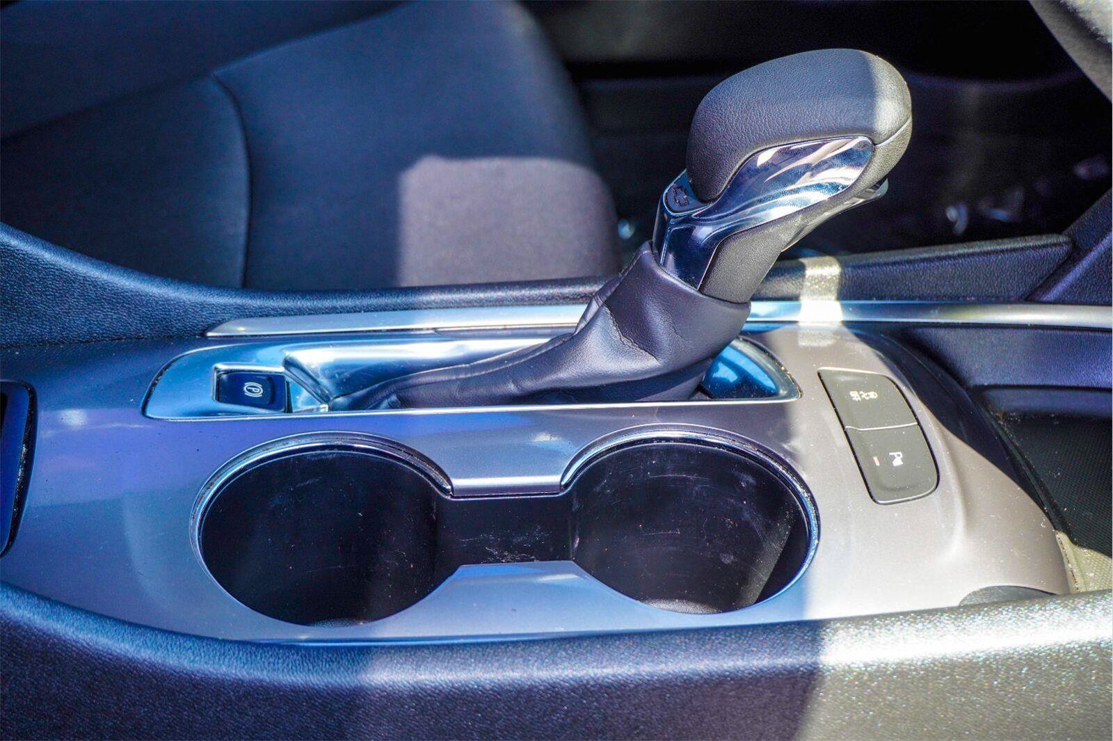 Used 2024 Chevrolet Malibu LT FWD image 17