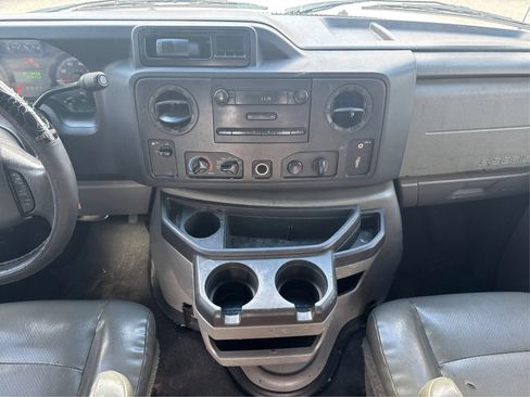 Used 2012 Ford E-250 and Econoline 250 w/ PWR Group RWD image 27