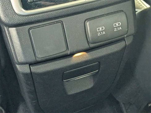 Used 2022 Subaru Ascent Limited w/ Technology Package image 28