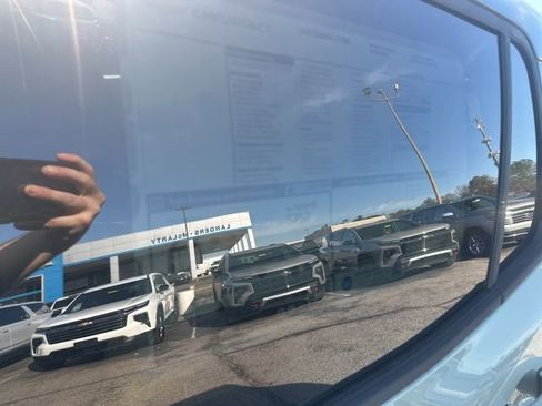 New 2026 Chevrolet Equinox LT image 35