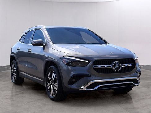 New 2026 Mercedes-Benz GLA 250 4MATIC image 3