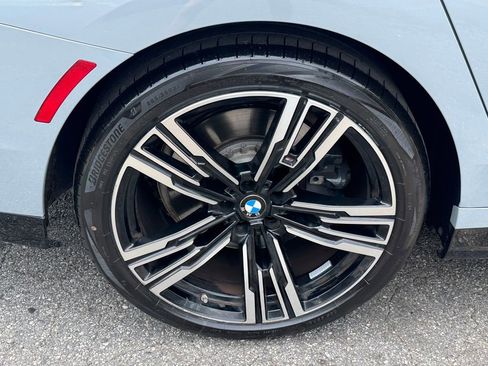 Used 2023 BMW 740i w/ Parking Assistance Package RWD image 25