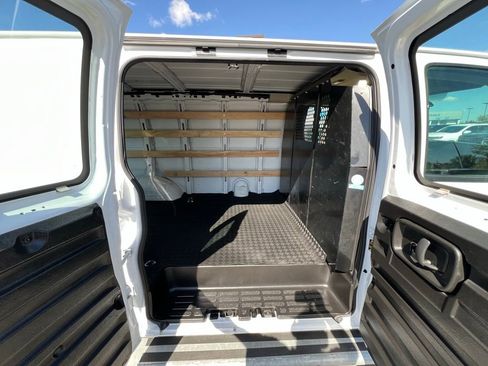 Used 2023 GMC Savana 2500 w/ Driver Convenience Package image 22