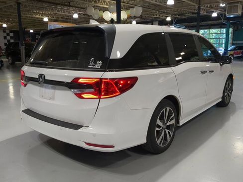 Used 2024 Honda Odyssey Touring image 7