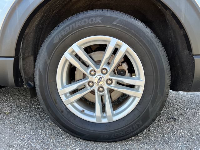 Certified 2023 Ford Explorer XLT w/ Equipment Group 202A AWD/4WD image 14