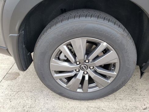 Certified 2025 Nissan Pathfinder SV image 44