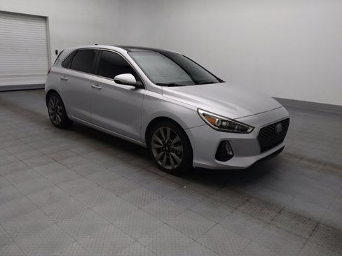 Used 2018 Hyundai Elantra GT Sport w/ Sport Tech Package 04 FWD image 11
