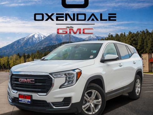 Used 2024 GMC Terrain SLE AWD/4WD image 4
