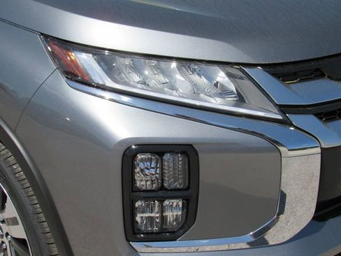 New 2026 Mitsubishi Outlander Sport SE AWD/4WD image 15