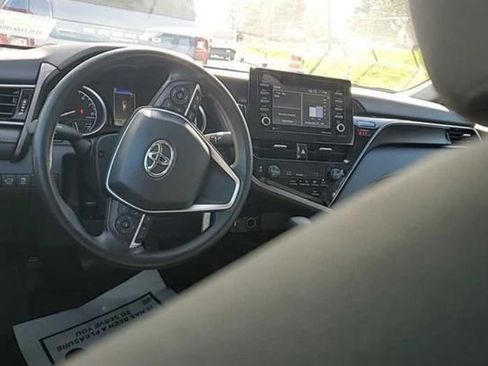 Used 2024 Toyota Camry LE image 4
